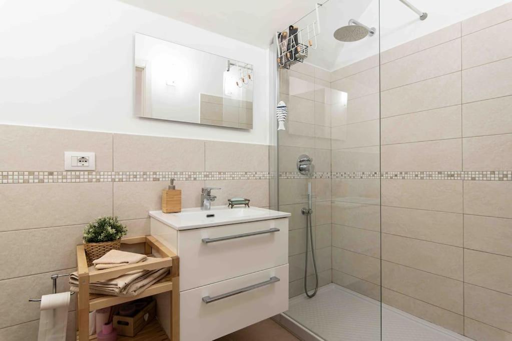 Apartamento Casa Nel Cuore Della Citta Rapallo Exterior foto